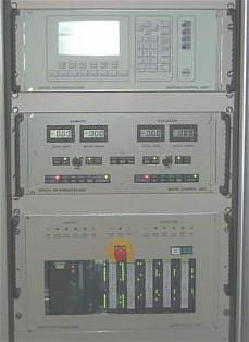 Bild zeigt die Steuerung des Radioteleskops Bild zeigt die Steuerung des Radioteleskops