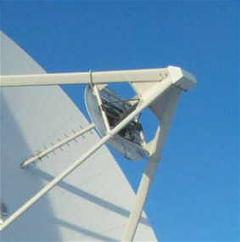 Bild zeigt den Subreflektor des Radioteleskops Bild zeigt den Subreflektor des Radioteleskops