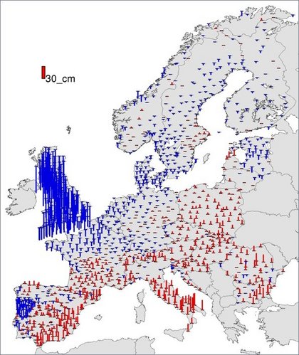 Picture shows a map with the EUVN-DA - EGG08 comparison of heigth anomalies.